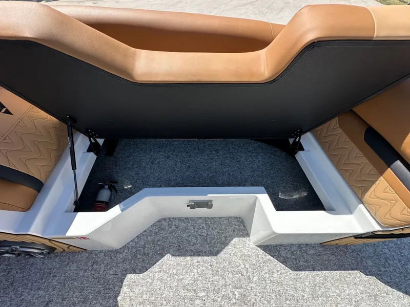 Slide: The Image of Revel RS25L 2027 - 49