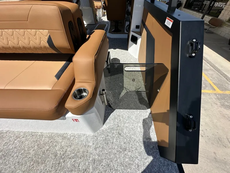 Slide: The Image of Revel RS25L 2027 - 18