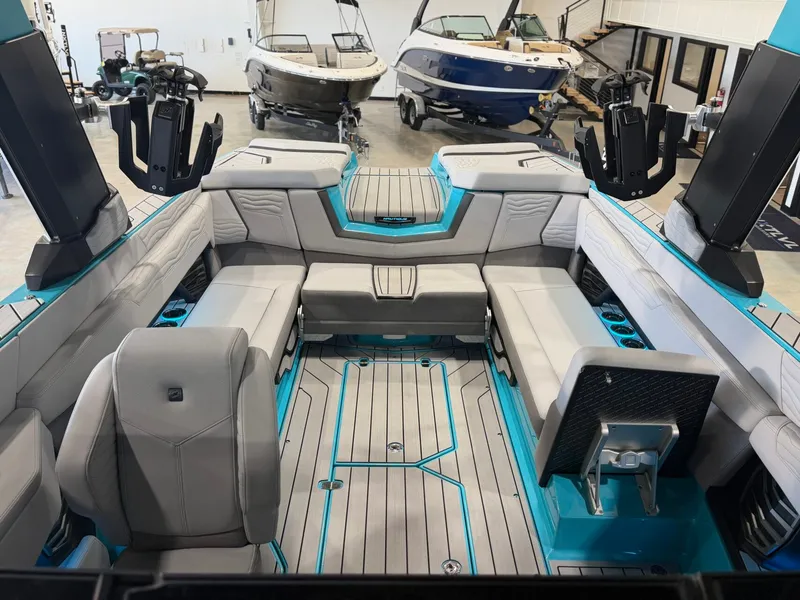 Slide: The Image of Nautique Super Air Nautique G25 2025 - 25