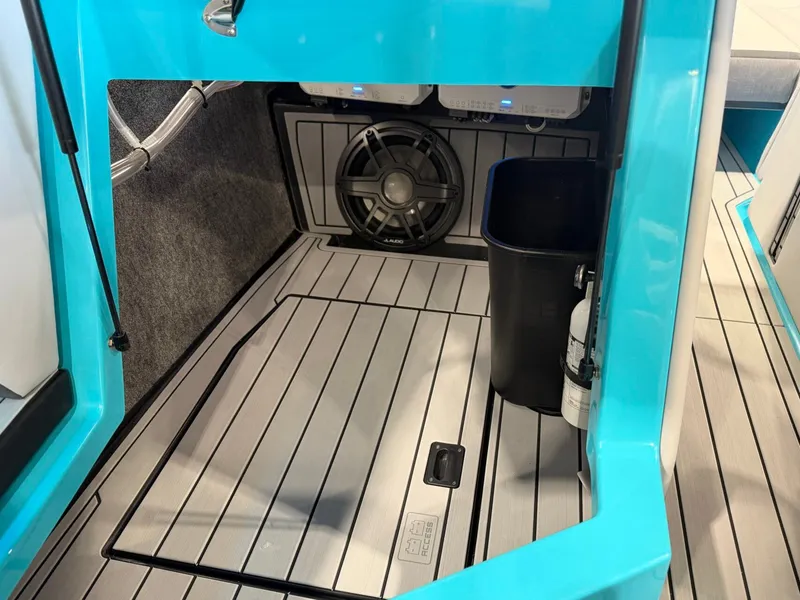 Slide: The Image of Nautique Super Air Nautique G25 2025 - 21