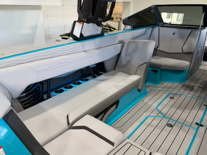 Slide: The Image of Nautique Super Air Nautique G25 2025 - 12