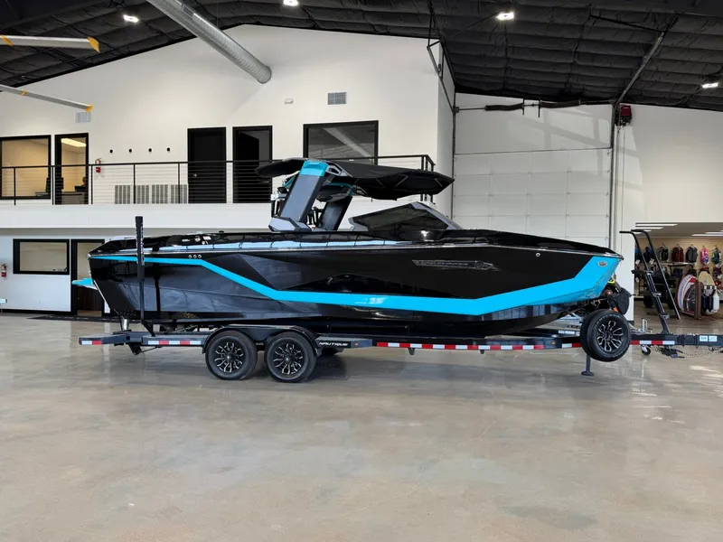 Slide: The Image of Nautique Super Air Nautique G25 2025 - 2