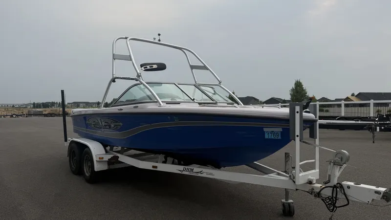 Slide: The Image of Nautique 206 2005 - 14