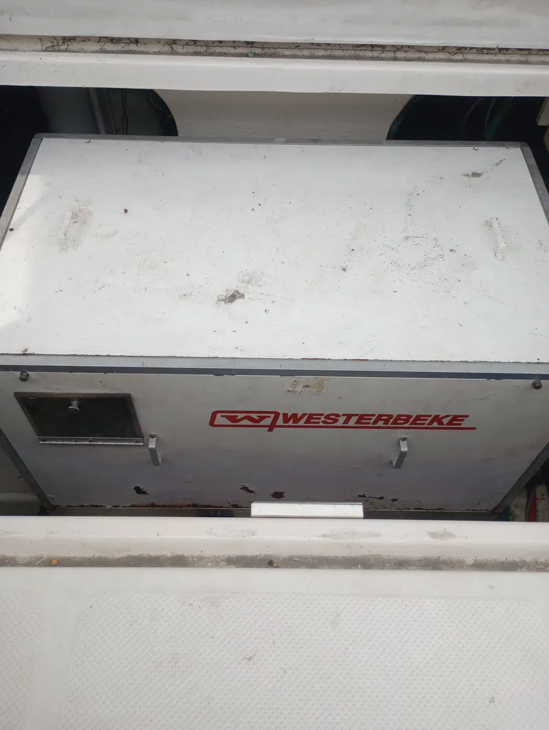 Slide: The Image of Maxum 4600 SCB 2000 - 40