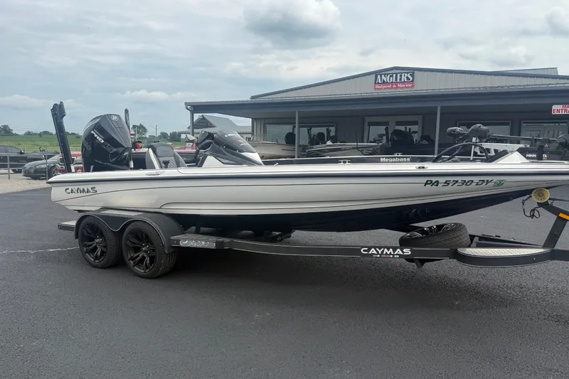 Slide: The Image of 2020 Caymas CX 20 PRO boat on trailer at Anglers Outpost & Marine dealership. - 3