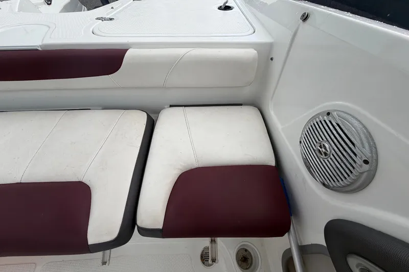 Slide: The Image of Tahoe 550 TS 2019 - 56