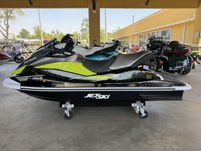 Slide: The Image of Kawasaki Jet Ski ST 2026 - 5