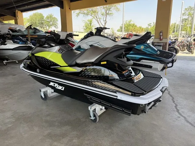 Slide: The Image of Kawasaki Jet Ski ST 2026 - 6