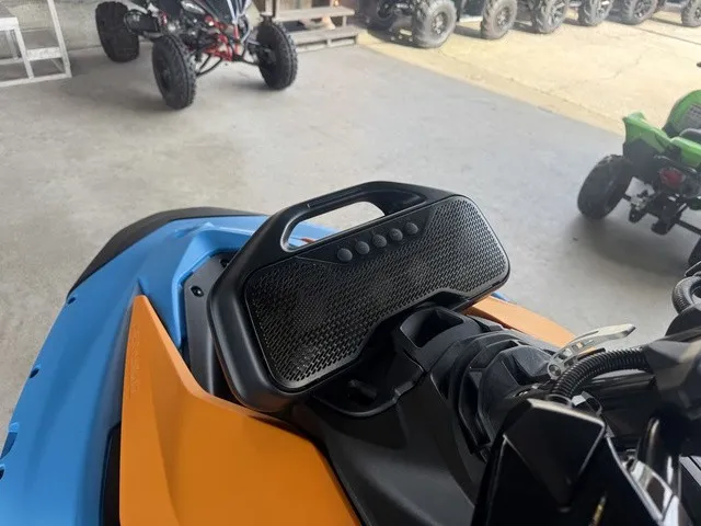 Slide: The Image of Sea-Doo Spark Trixx for 3 2026 - 15