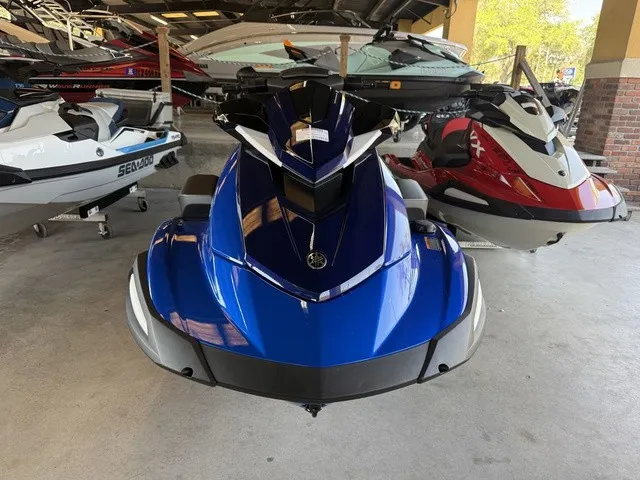 Slide: The Image of Yamaha VX Limited HO 2026 - 3