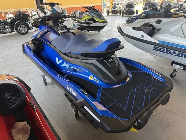 Slide: The Image of Yamaha VX Limited HO 2026 - 6