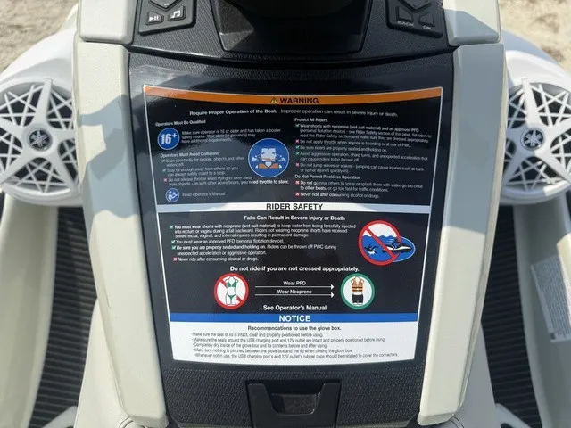 Slide: The Image of Yamaha VX Cruiser HO 2025 - 19