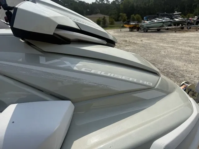 Slide: The Image of Yamaha VX Cruiser HO 2025 - 8