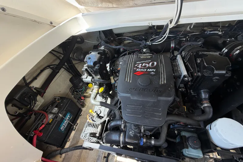 Slide: The Image of Engine compartment of a 2008 Sea Ray 290 SLX with MerCruiser 350 MAG MPI. - 35