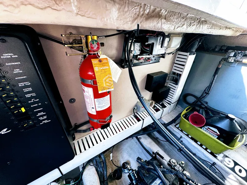 Slide: The Image of Sea Ray 390 Sundancer 2005 - 71