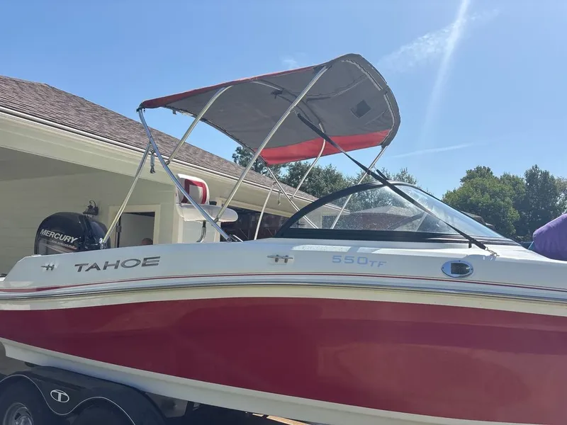 The Image of Tahoe 550 TF 2018 - 0
