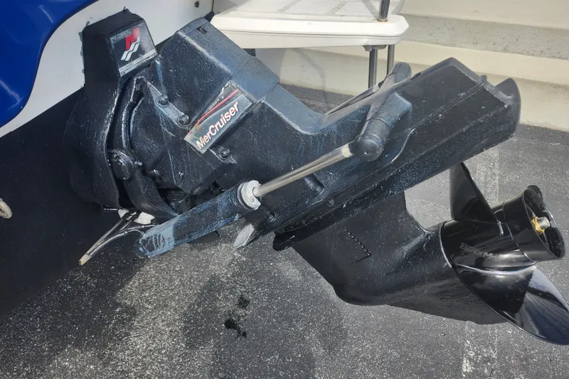 Slide: The Image of MerCruiser outdrive on a 2017 Bayliner 210 Cuddy boat, detailed view. - 4