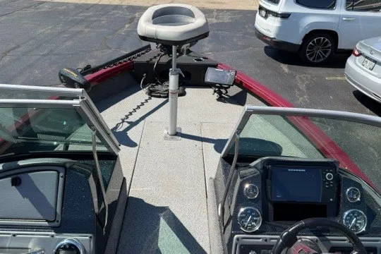 Slide: The Image of 2018 Ranger VS1670 SC boat interior with steering console and seating. - 21