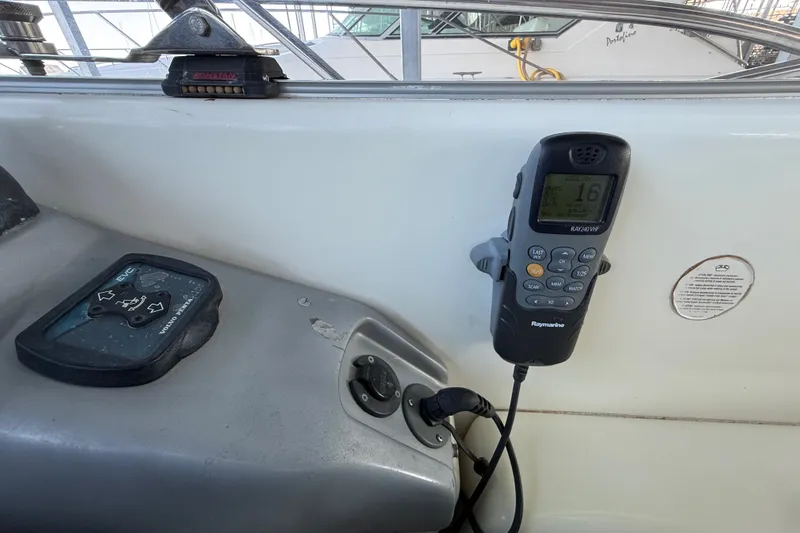 Slide: The Image of Control panel and VHF radio on a 2005 Cranchi Endurance 41 yacht. - 15