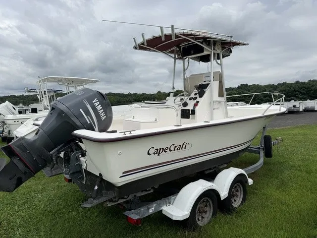 Slide: The Image of Cape Craft 2200cc 2004 - 3