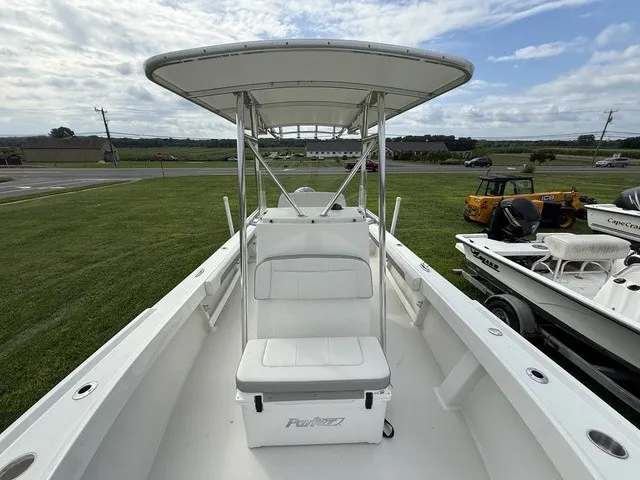 Slide: The Image of Parker Marine 2100 Special Edition 2022 - 13