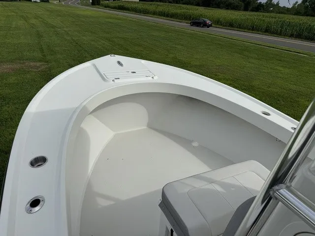 Slide: The Image of Parker Marine 2100 Special Edition 2022 - 16