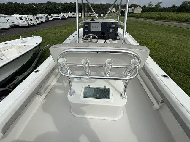 Slide: The Image of Parker Marine 2100 Special Edition 2022 - 15