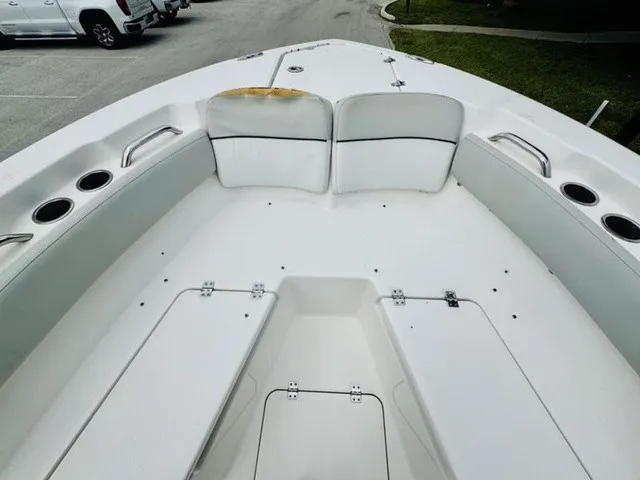 Slide: The Image of Sea Fox 228 Commander 2020 - 18
