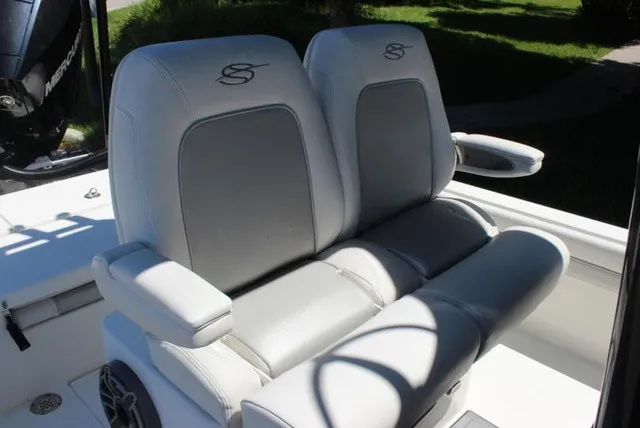 Slide: The Image of Shearwater 250 SS Carolina 2023 - 16