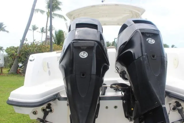 Slide: The Image of Boston Whaler 270 Vantage 2013 - 30