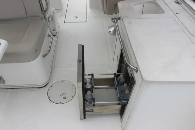 Slide: The Image of Boston Whaler 270 Vantage 2013 - 23