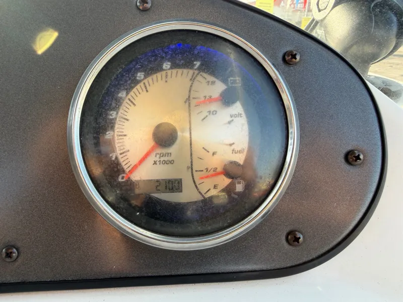 Slide: The Image of Hurricane FunDeck 198 RE 2019 - 19