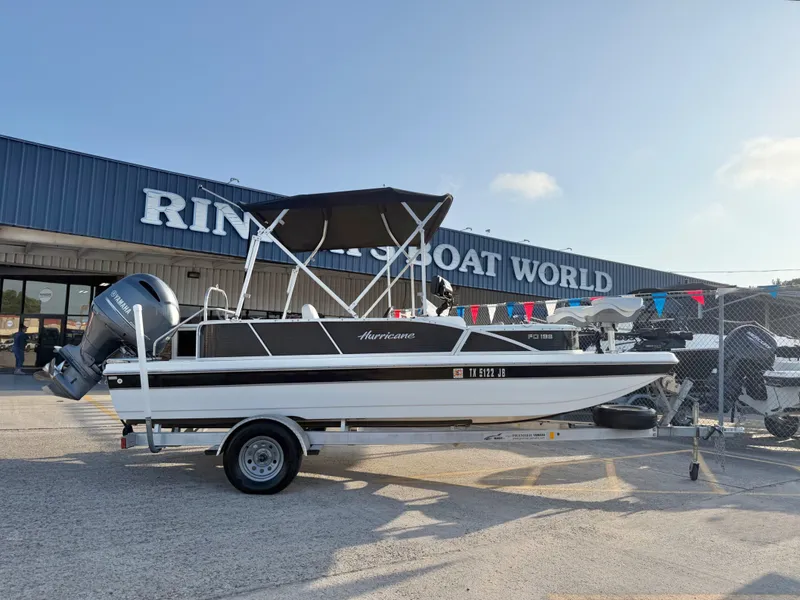 The Image of Hurricane FunDeck 198 RE 2019 - 1