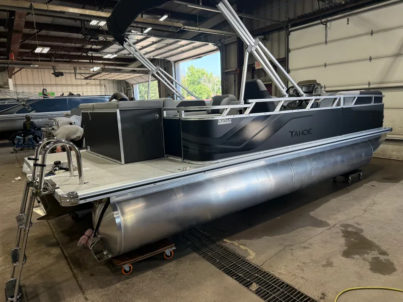 Slide: The Image of Tahoe Sport 2180 Cruise & Honda 4-Stroke EFI 2027 - 43