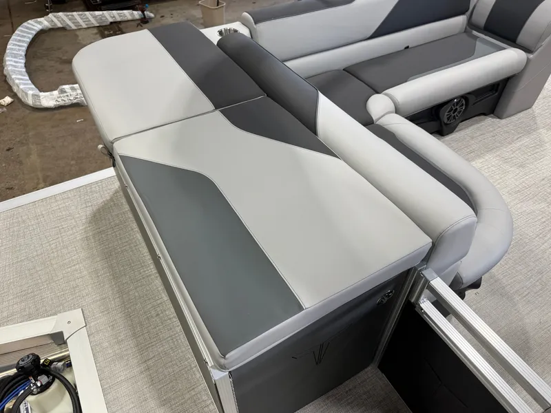 Slide: The Image of Tahoe Sport 2180 Cruise & Honda 4-Stroke EFI 2027 - 19