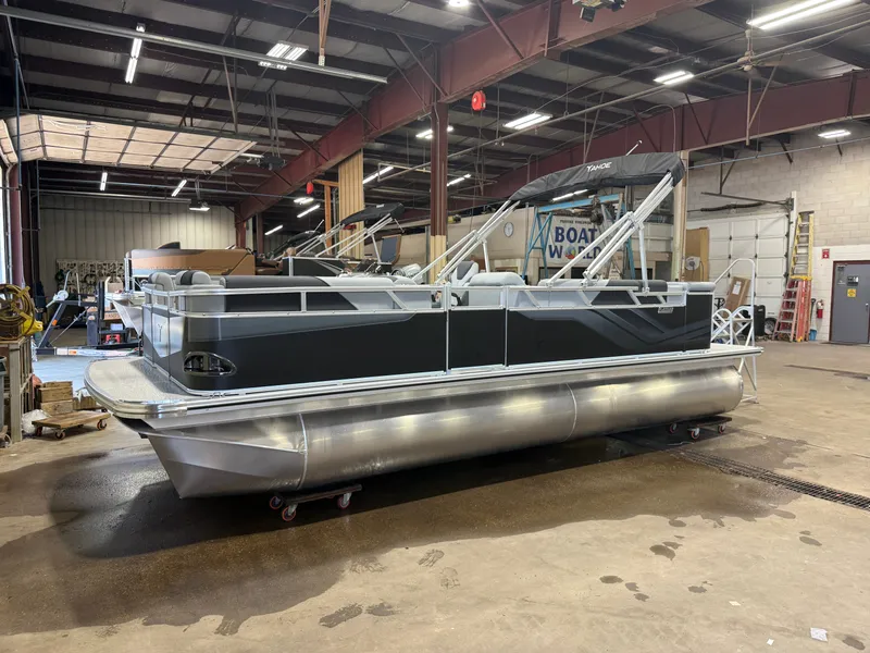 Slide: The Image of Tahoe Sport 2180 Cruise & Honda 4-Stroke EFI 2027 - 35