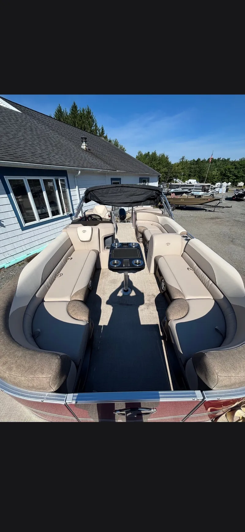 Slide: The Image of Tahoe LTZ - 21 FT Cruise 2024 - 2