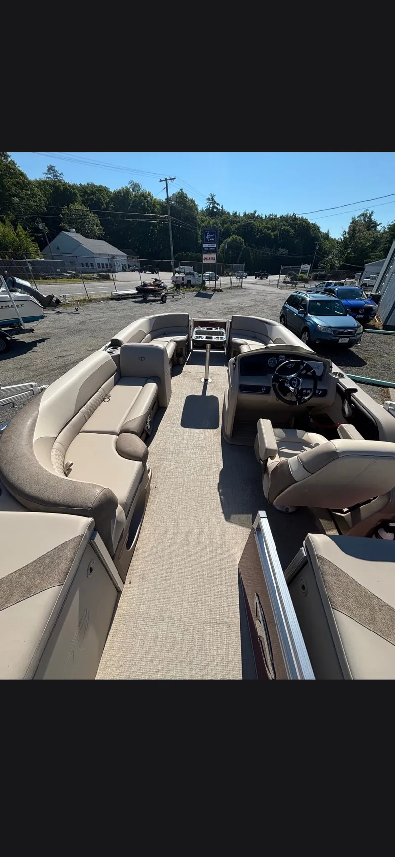 Slide: The Image of Tahoe LTZ - 21 FT Cruise 2024 - 4