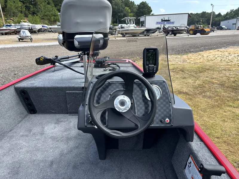 Slide: The Image of Tracker Bass Tracker Classic XL 2027 - 15