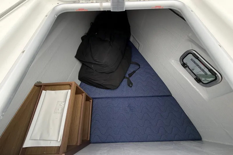 Slide: The Image of Peak berth in Starboard Bow - 45