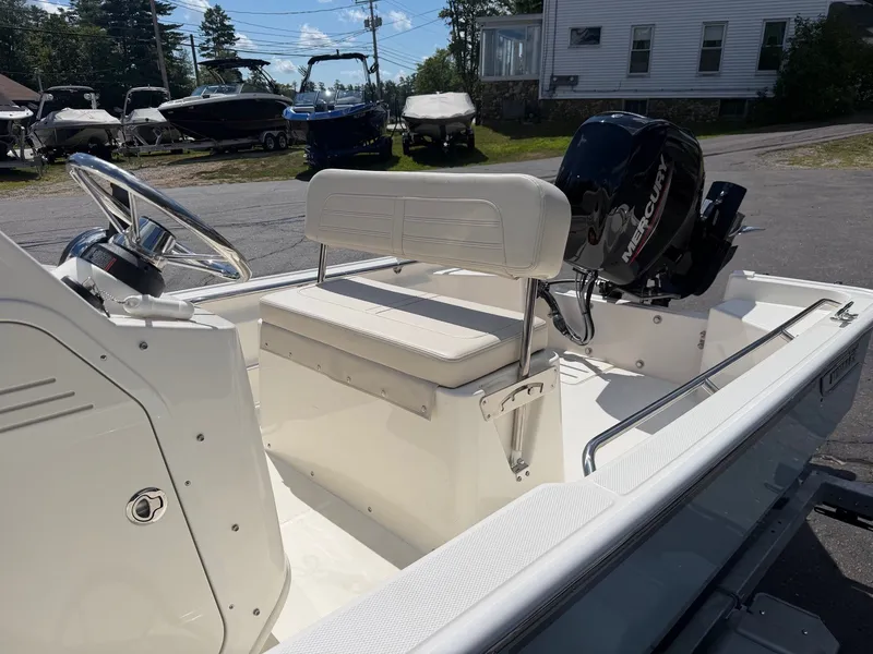 Slide: The Image of Boston Whaler 150 Montauk 2027 - 13