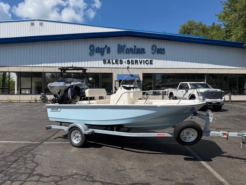 The Image of Boston Whaler 150 Montauk 2027 - 1