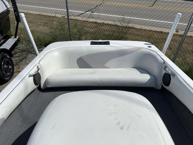 Slide: The Image of Malibu Sportster LX 2003 - 16
