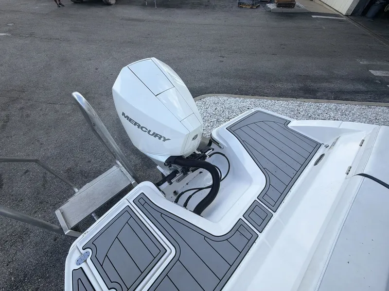 Slide: The Image of Monterey M-225 2024 - 14