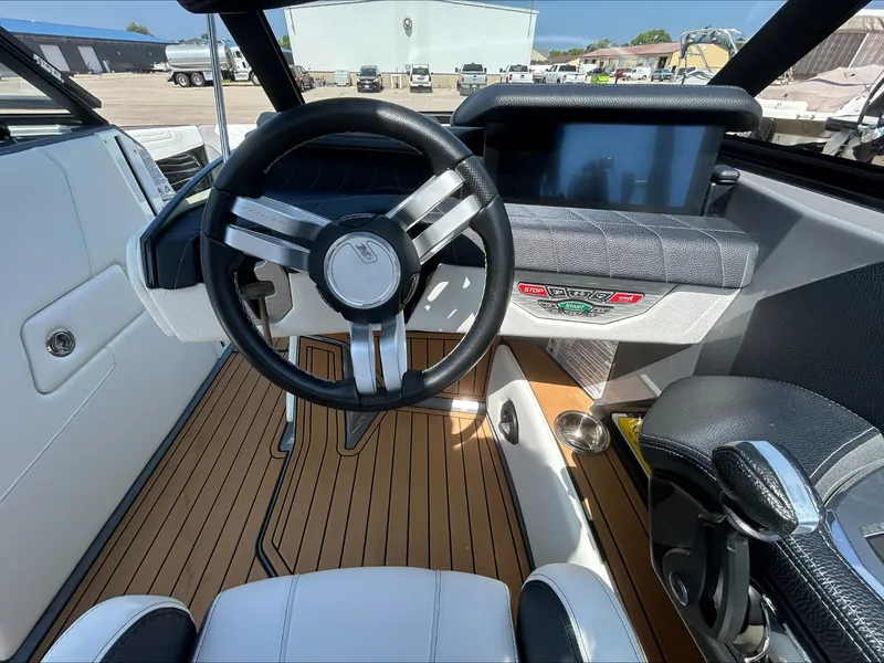 Slide: The Image of Nautique G23 2023 - 9