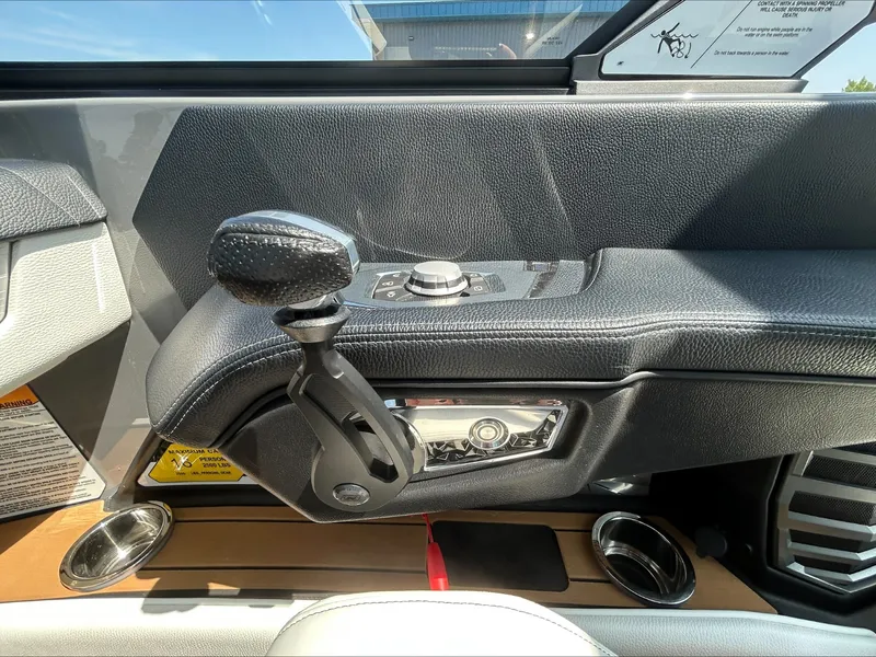 Slide: The Image of Nautique G23 2023 - 10