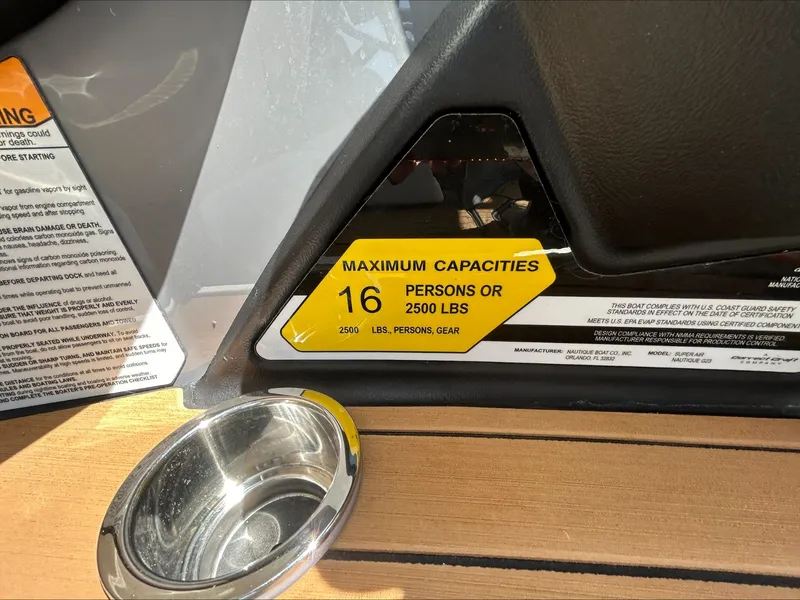 Slide: The Image of Nautique G23 2023 - 15