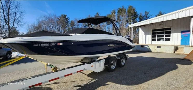 The Image of Sea Ray SPX 230 2023 - 1