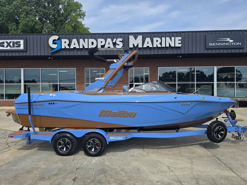The Image of Malibu Wakesetter 23 LSV 2027 - 0