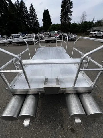 Slide: The Image of Hotwoods Pontoons Aluma Sport 615 2027 - 8